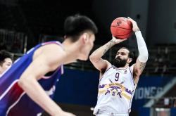 里昂成功绝杀梅斯，豪取联赛四连胜争冠热度连连上扬的简单介绍