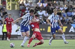 钻石联赛首回合对决在即！巴塞罗那演练定位球，莱比锡密集防守应对(巴塞罗那比赛视频回放)