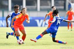 国内杯赛球场上，女队员展现出色实力的简单介绍