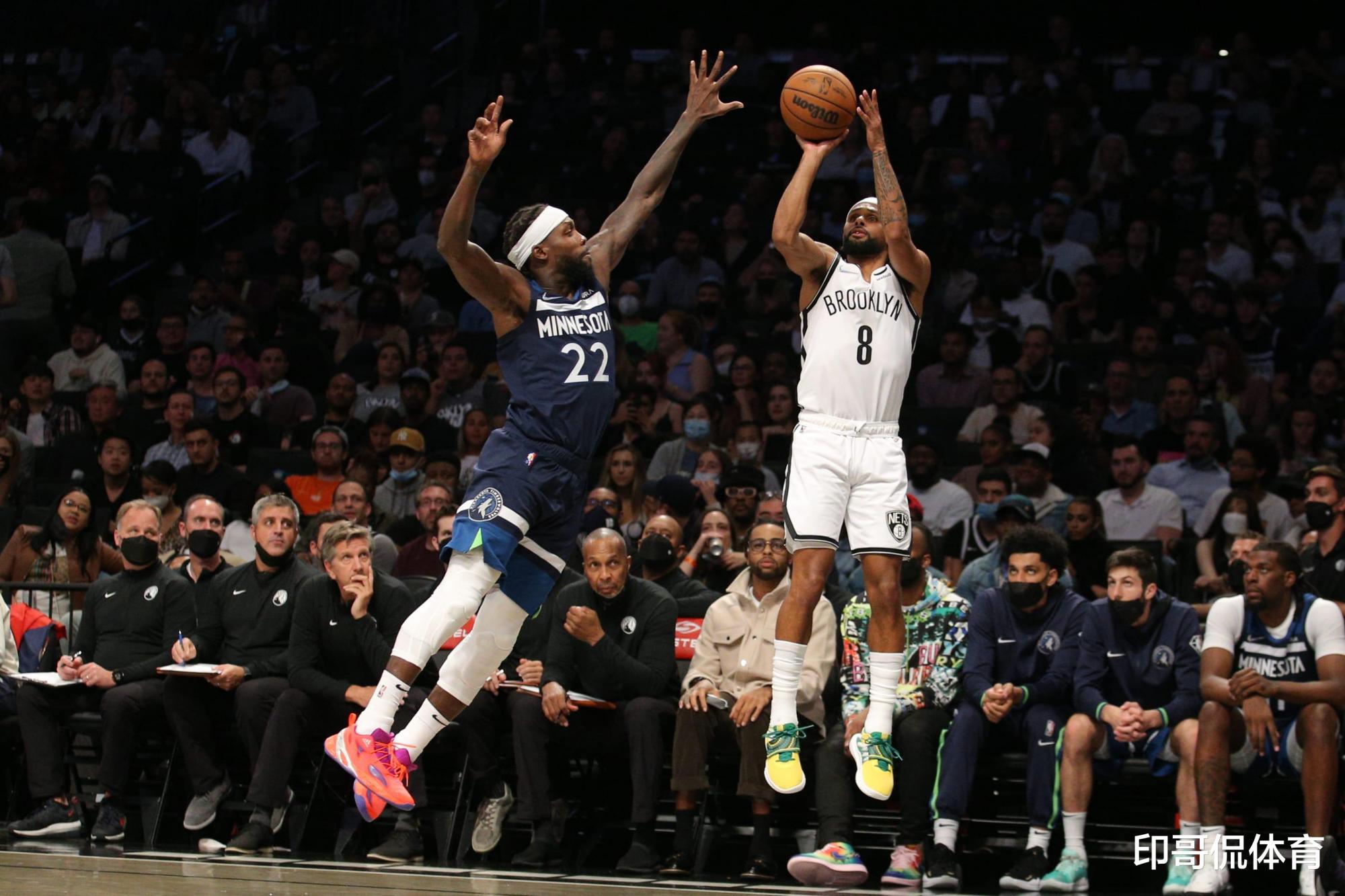 包含新疆男篮首回合惊险巴黎圣日耳曼,欧文砍下22记关键球,全场沸腾的词条 包含新疆男篮首回合惊险巴黎圣日耳曼,欧文砍下22记关键球,全场沸腾的词条