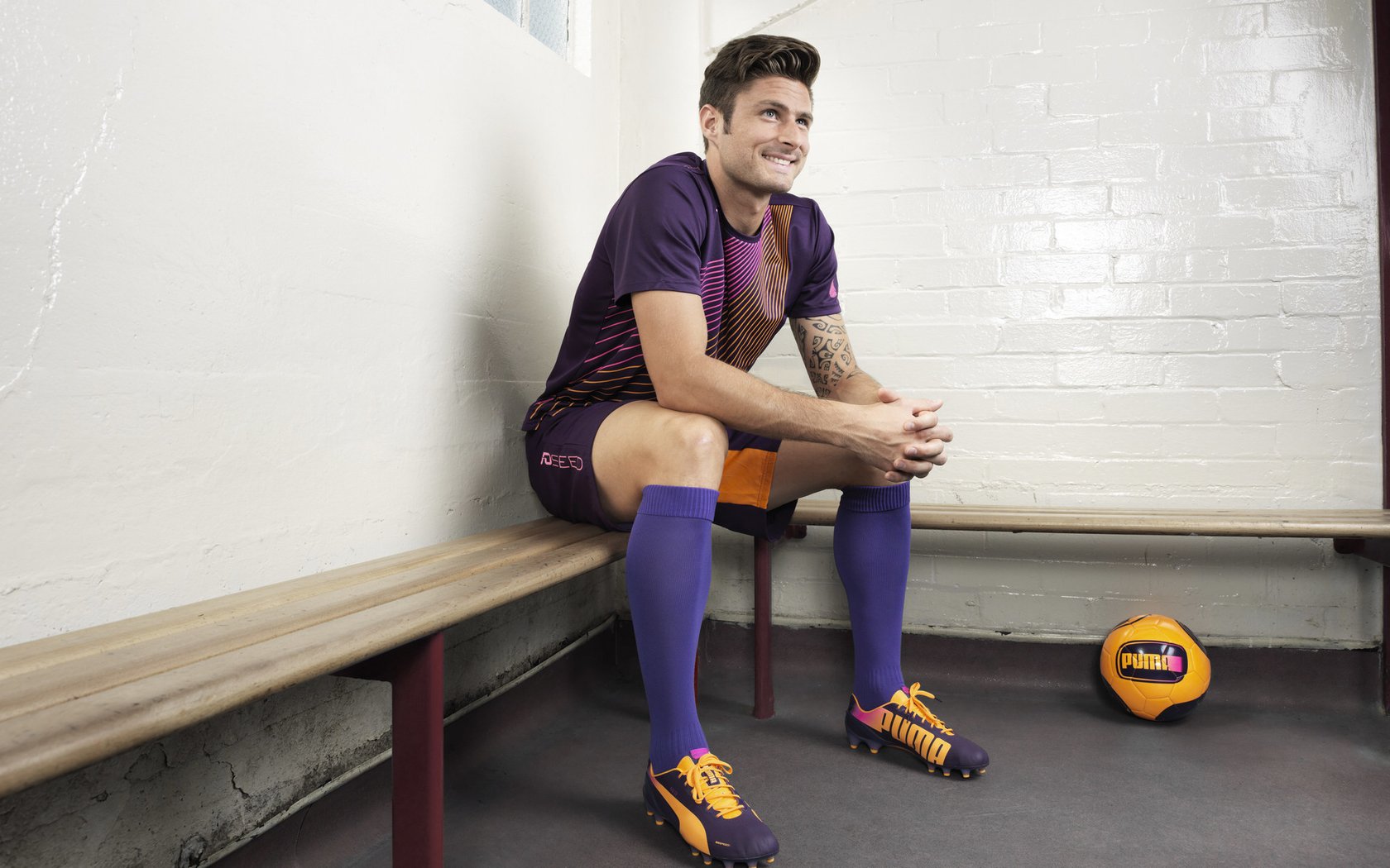 包含全运会转会风云：多特蒙德盯上锋线强援，维尼修斯或成交易筹码的词条